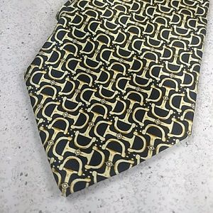 $140 Beautiful Georgio Armani tie
